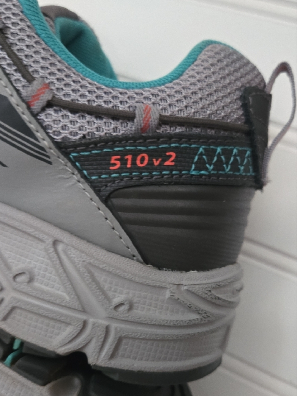 New Balance 510v2 Women / Size 8  1/2 - Picture 6 of 9